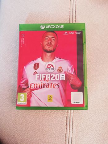 Jeux xbox one fifa 20