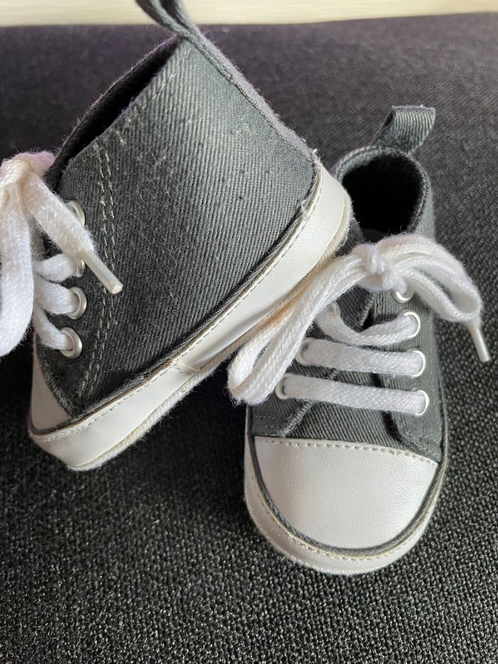 Baskets bébé - photo numéro 2