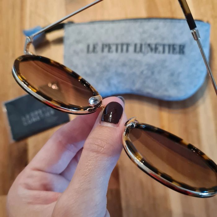 Lunettes de soleil 🕶 - photo numéro 5