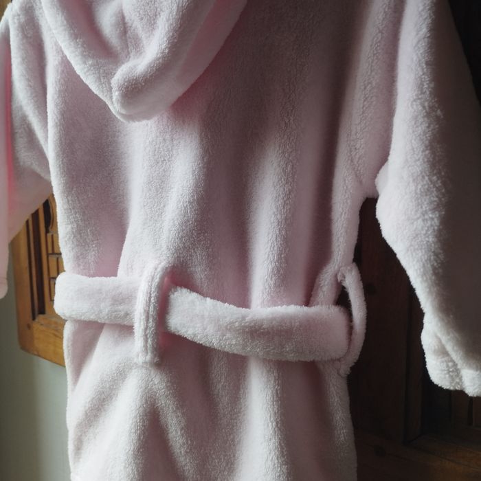 Peignoir ceinturé à capuche tout doux pour bébé 6/9 mois - photo numéro 6