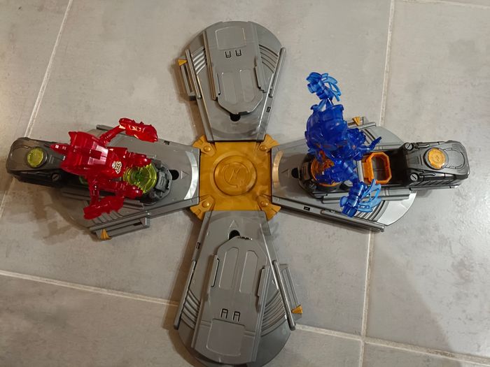 Biopod Kombat Deluxe et son arène Playset - YCOO - photo numéro 2