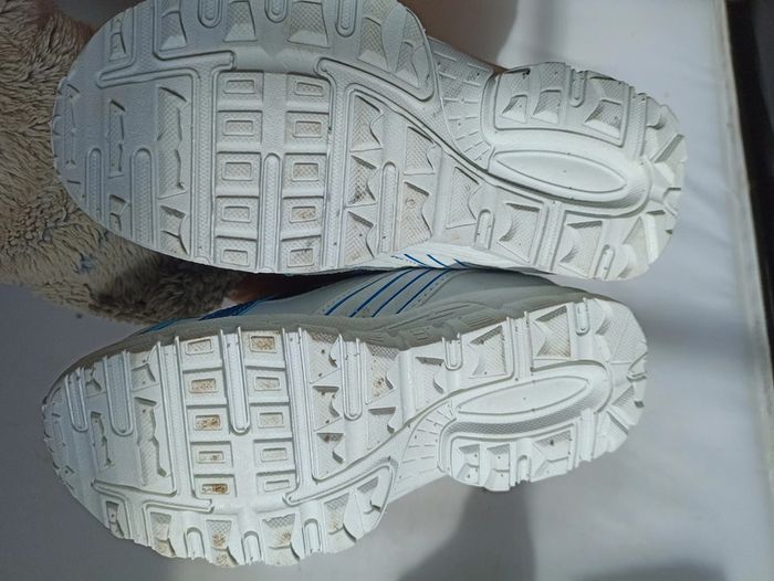 Basket taille 31 - photo numéro 3