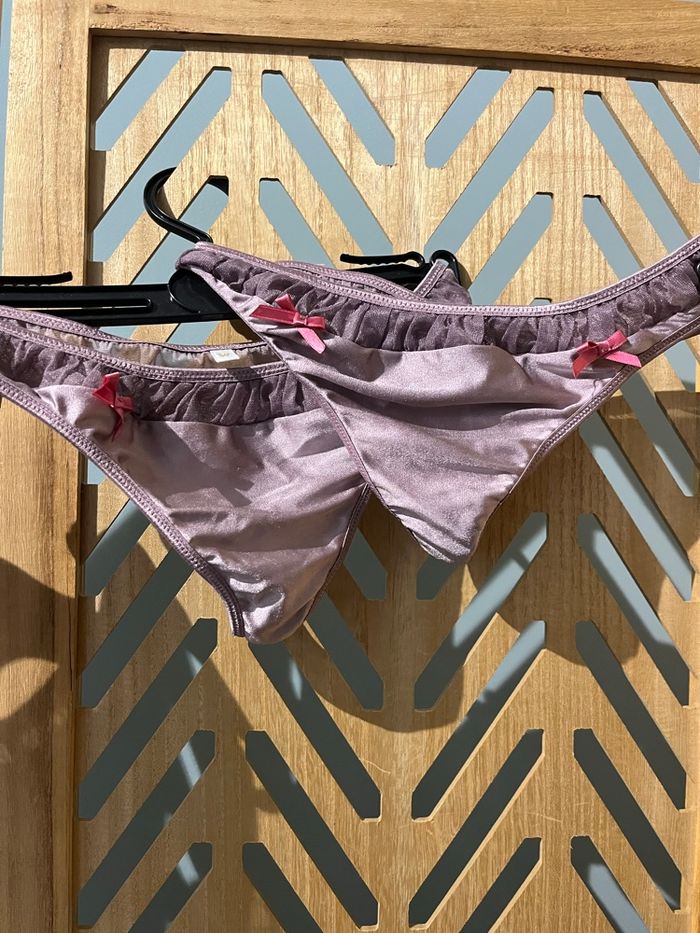 Ensemble lingerie Wonderbra 95C et taille 2 - photo numéro 9