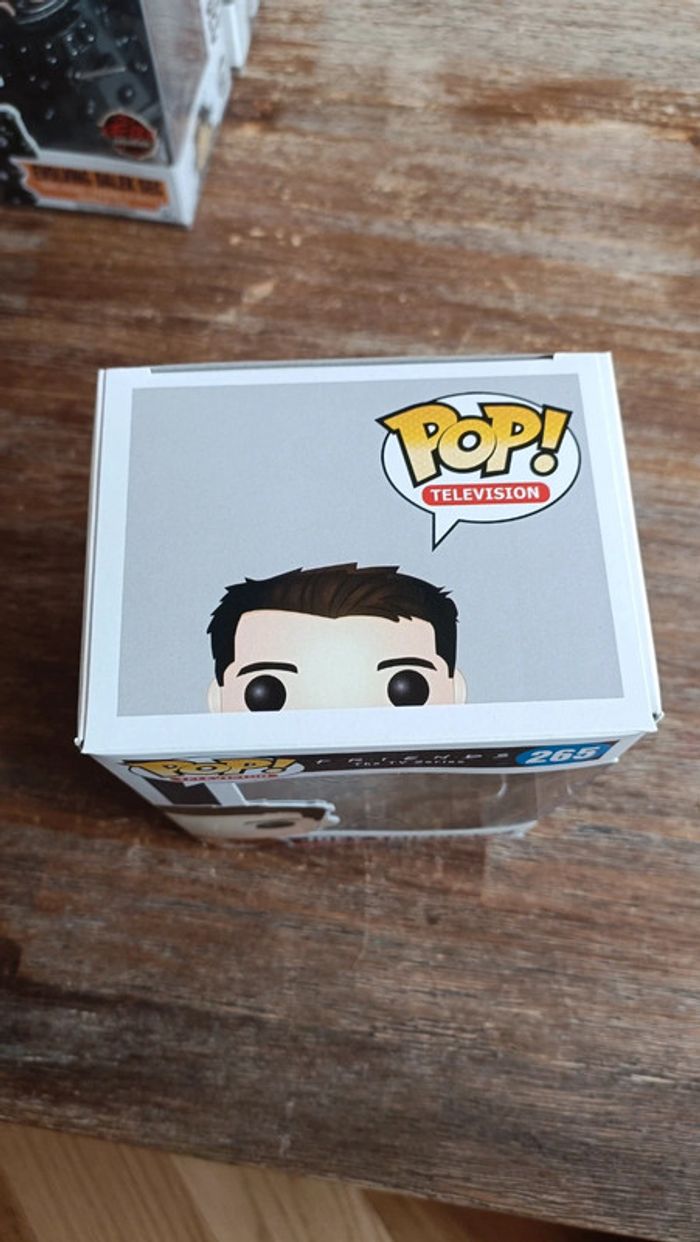 Funko pop Joey Tribbiani 275 - photo numéro 6