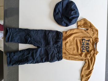 Ensemble tape à l'oeil 9mois