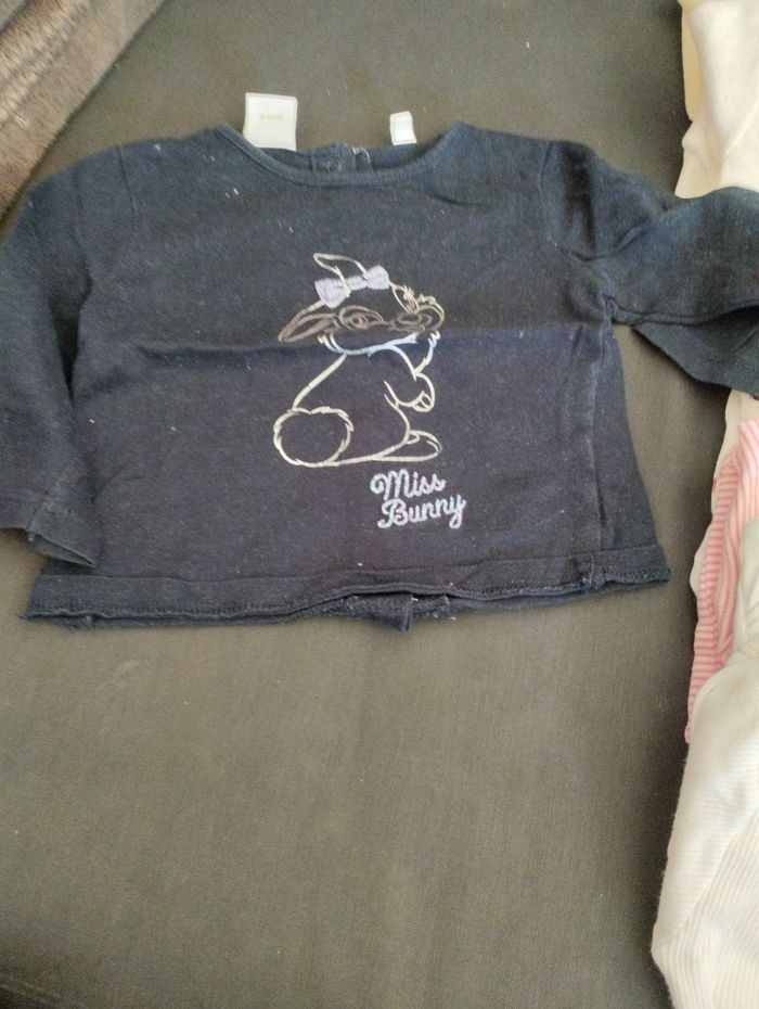 Lot vêtements 6 mois - photo numéro 5