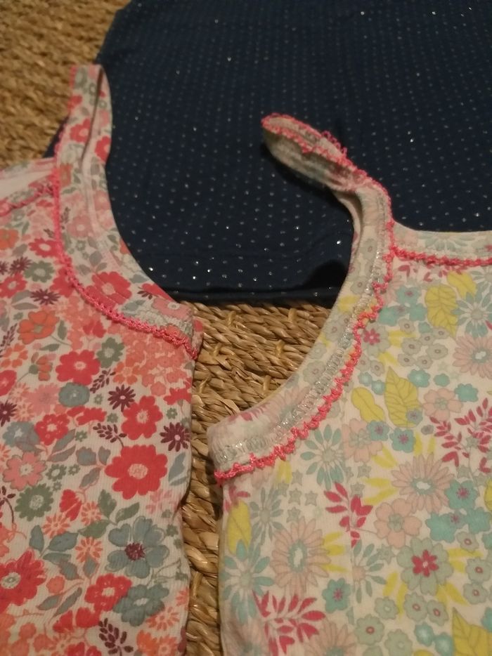 Lot 3 débardeurs Petit Bateau 10 ans - photo numéro 2