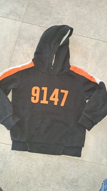 Pull à capuche