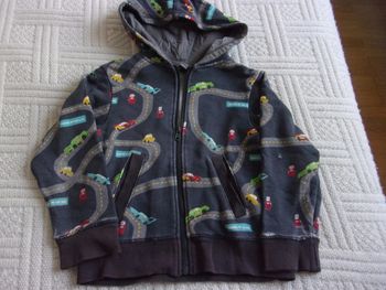 veste à capuche H&M taille 4 ans