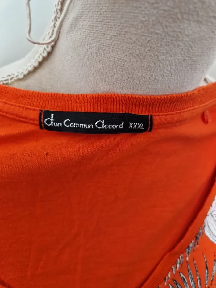 Tee-shirt fleurie d'un comme un accord orange 3xl - photo numéro 4