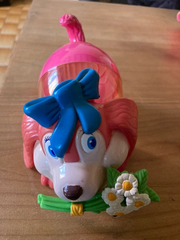 Boite Kinder vintage chien