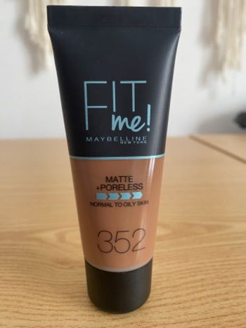 Maybelline fit me 352