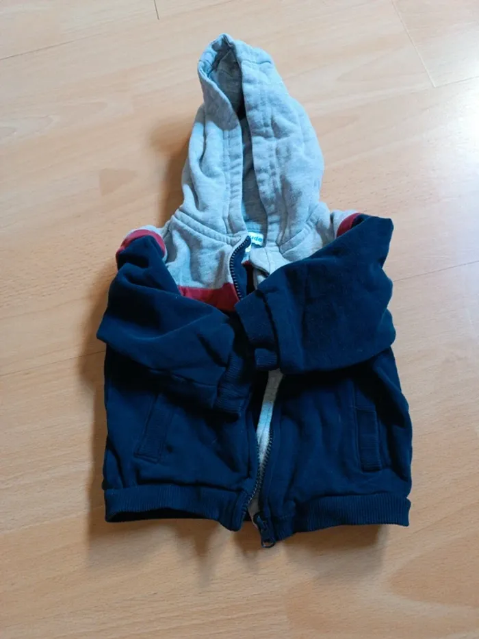 Gilet zippé - photo numéro 2
