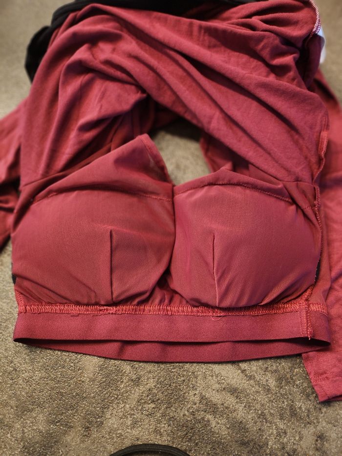 Body etam  manche longue soutien gorge intégré taille S bordeaux noir - photo numéro 5