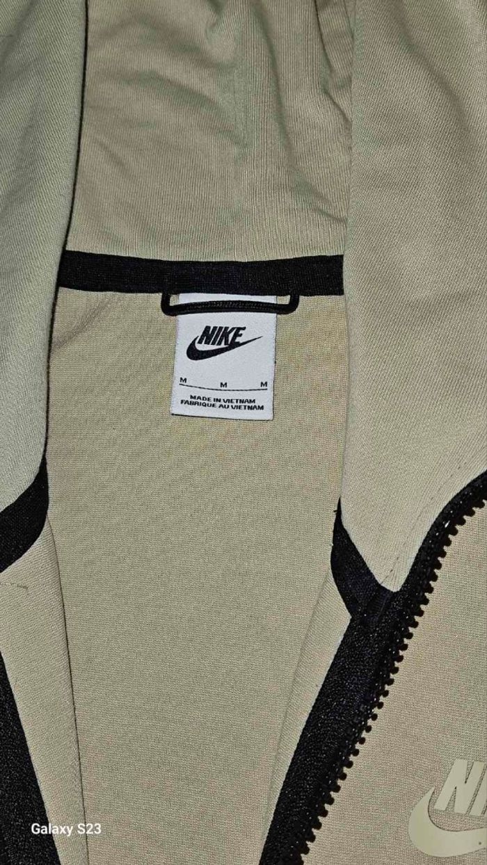 Nike tech - photo numéro 3