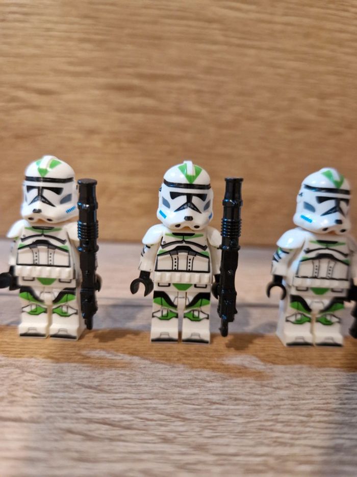 Figurines type lego 4 clones vert star wars - photo numéro 2