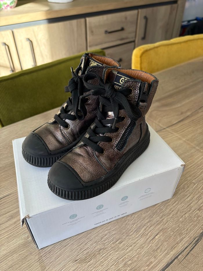 Bottines gbb taille 26