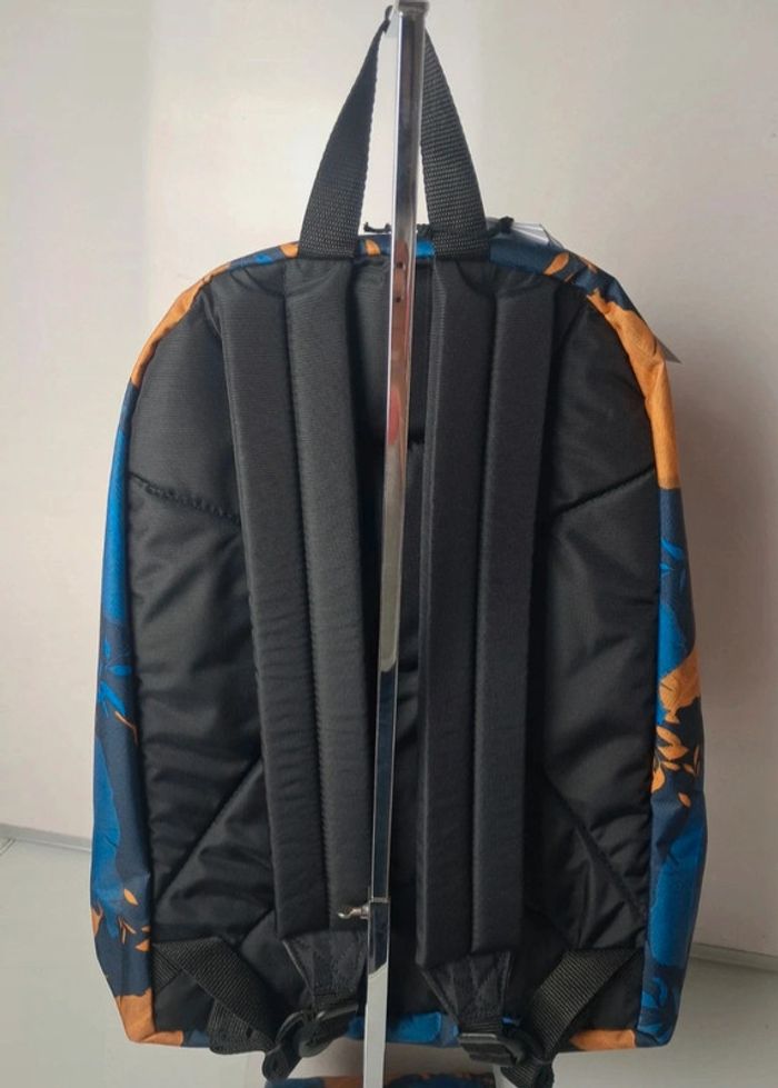 Eastpak sac à dos scolaire rangement ordinateur neuf - photo numéro 6