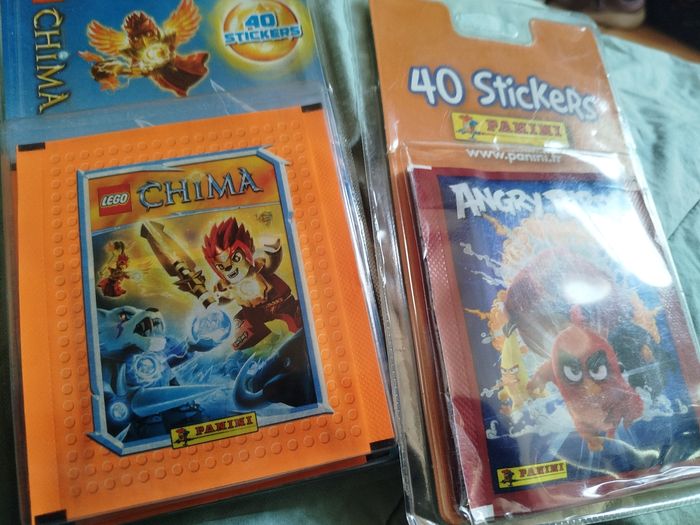 Lot blisters panini angry birds et chima lego