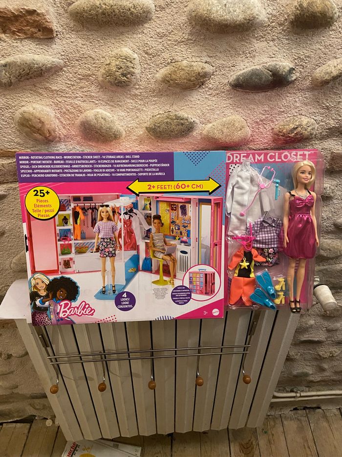Barbie et sa garde robe