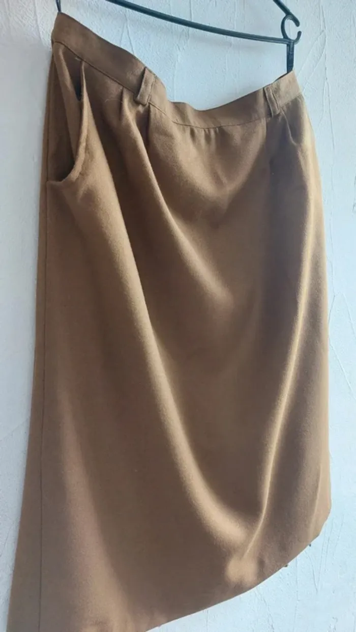Jupe classique Taille 48 - photo numéro 3