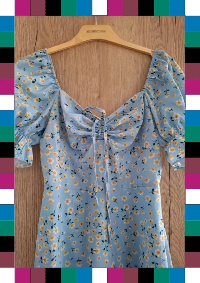 Robe d'été taille XS - photo numéro 2