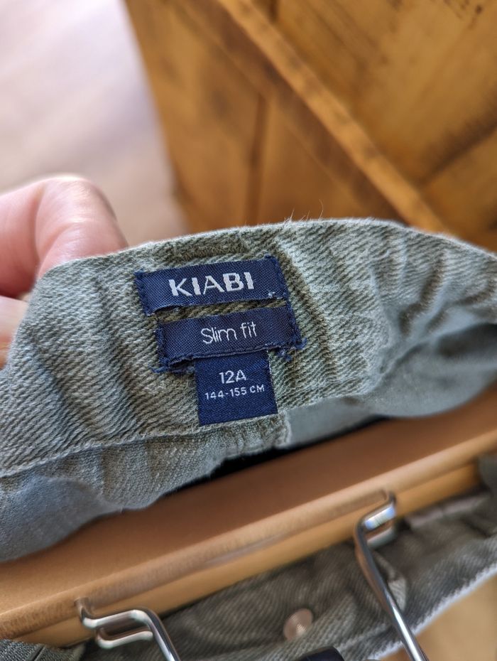 Jeans kaki gris Kiabi enfant 12ans - photo numéro 3
