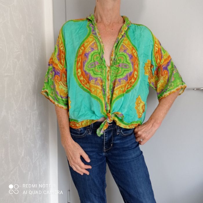 Blouse verte à motifs t38 Zara - photo numéro 1