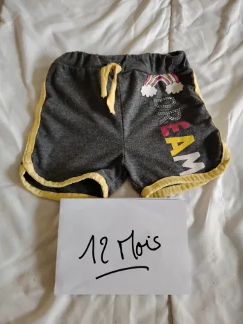 Short bébé