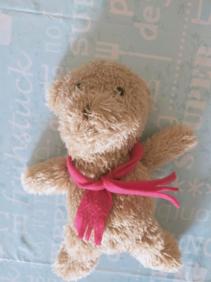 Nounours ourson en peluche