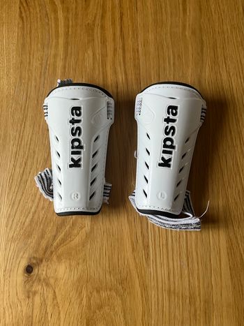 Protège tibia kipsta pour enfants