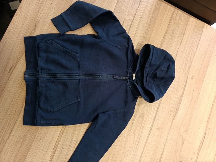 Gilet zippée a capuche - photo numéro 2