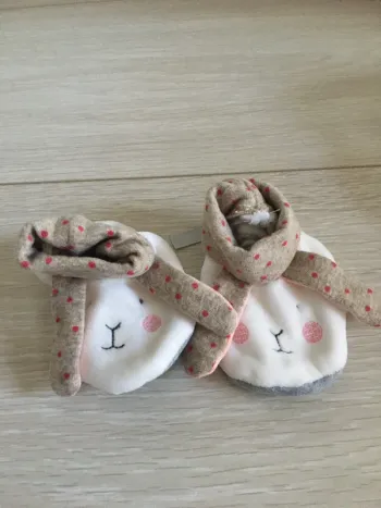 Chaussons bébé naissance moulin Roty neufs 0-3 mois