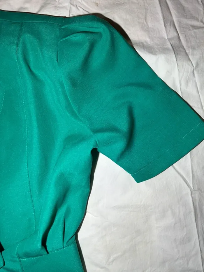 Ensemble vert tailleur jupe - photo numéro 5