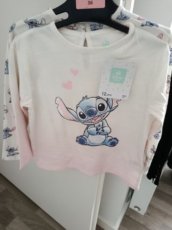 Lot de 2 t-shirt Disney neuf 