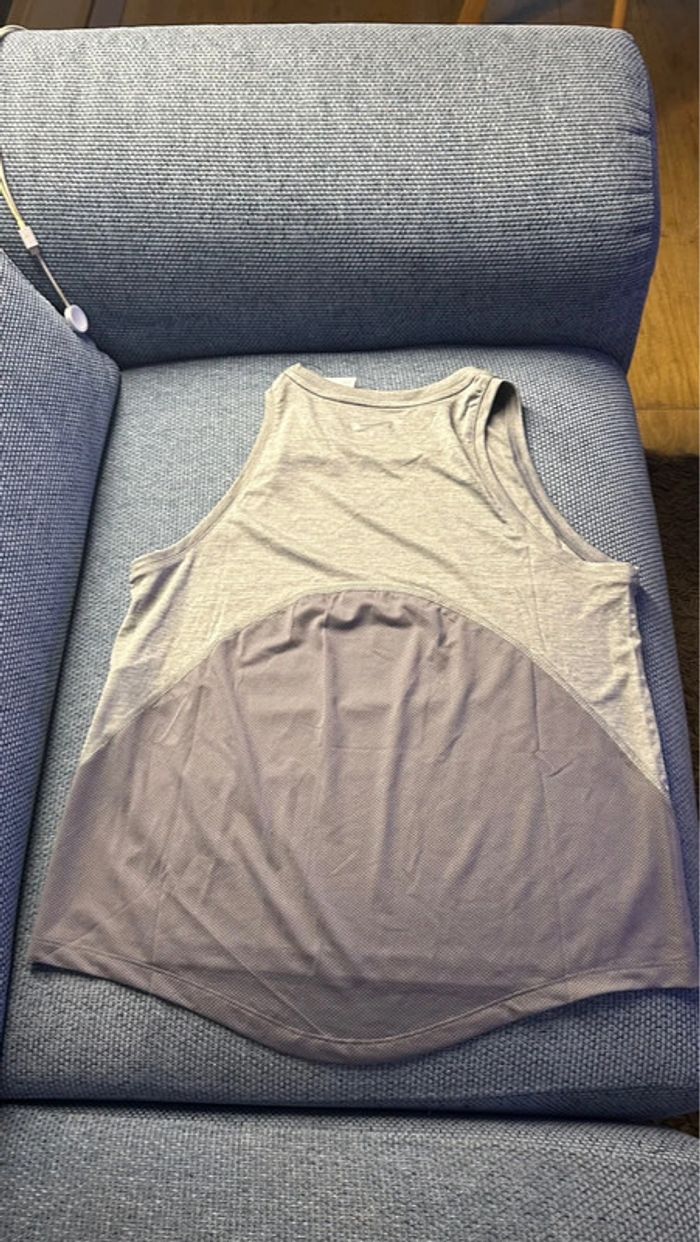 Débardeur Nike running neuf taille M - photo numéro 9