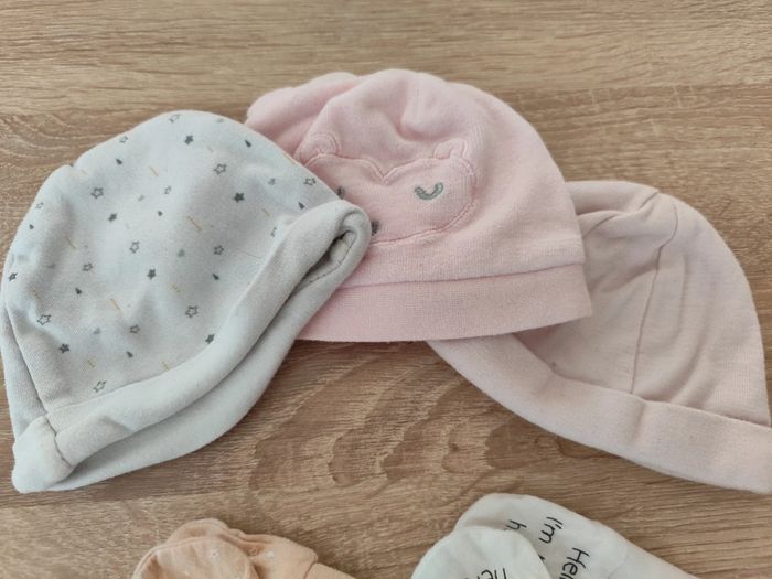 Lot bonnet et moufles - photo numéro 5