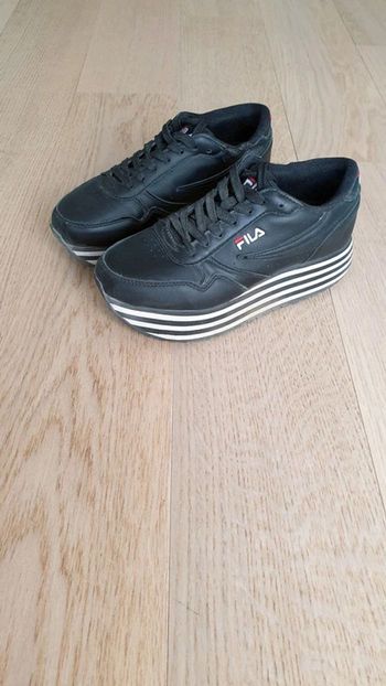FILA Orbit Zeppa Noire/Stripe