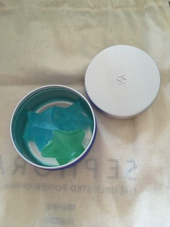 Nettoyants et gommage visage solides Kiko neuve