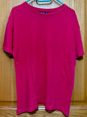 T-shirt rouge bershka taille m