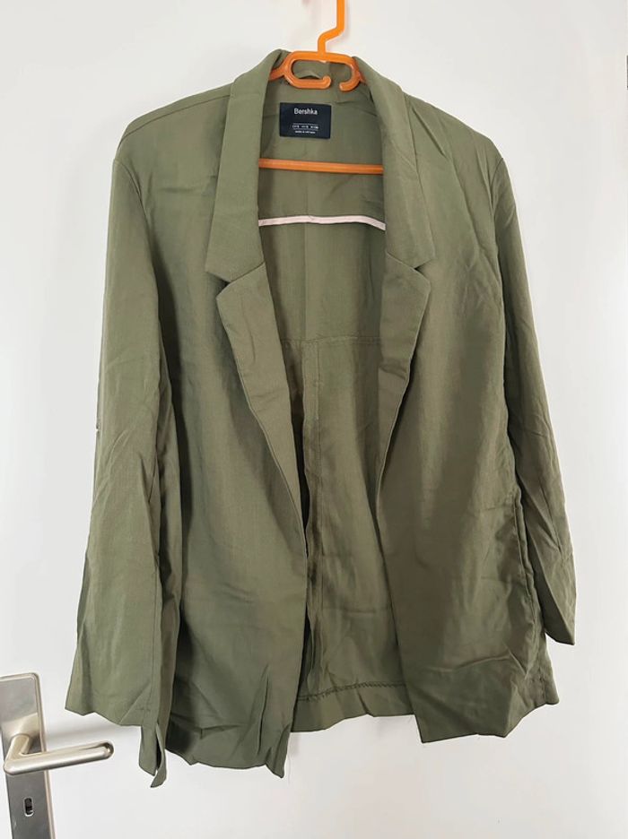 Blazer léger effet lin vert kaki - Bershka