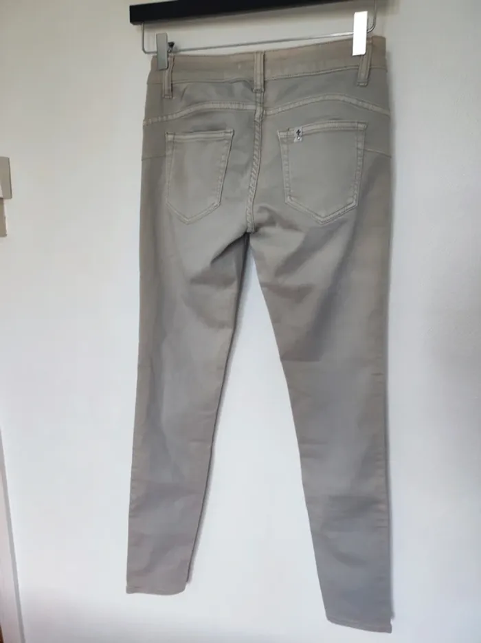 Jean taille 36 - photo numéro 3