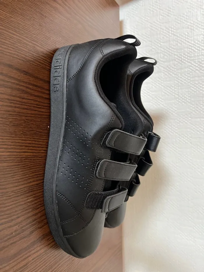Adidas noir - photo numéro 2