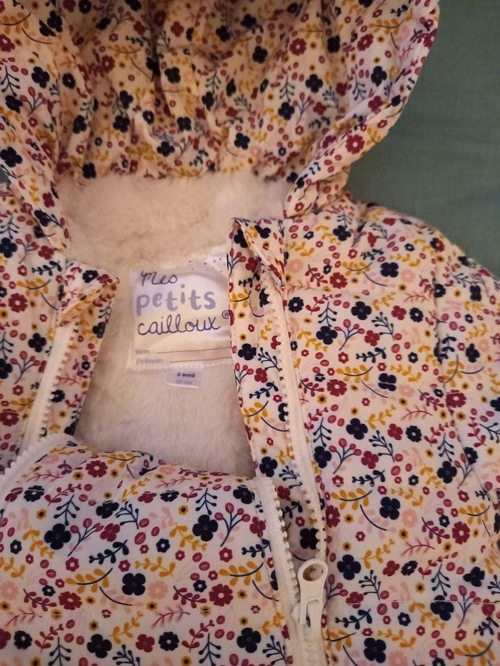 Combinaison 3 mois - photo numéro 2