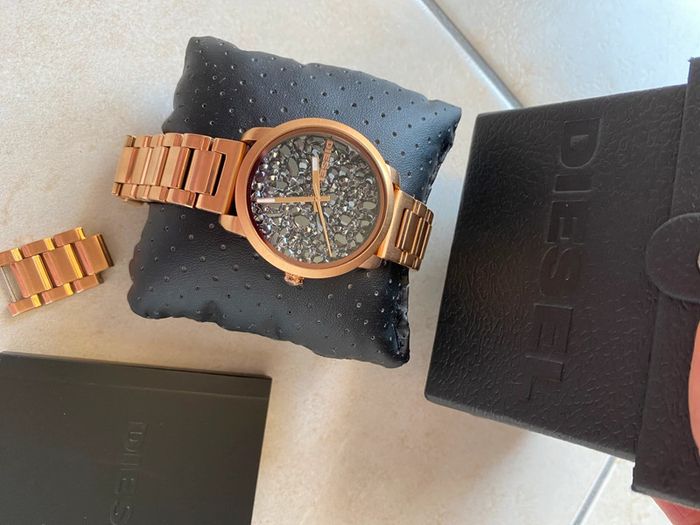 Montre femme cuivre Diesel - photo numéro 9