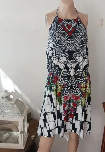 Robe dos nu taille 42/xl smash!