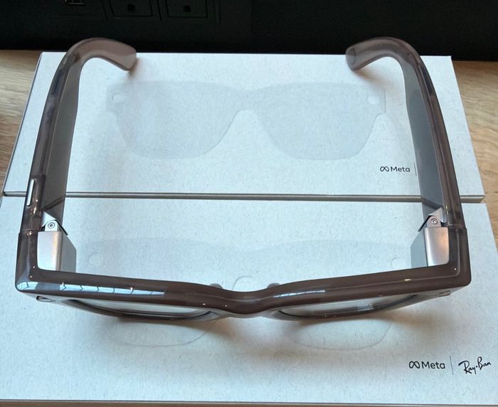 Meta Ray-Ban avec Bande neuronale - photo numéro 3