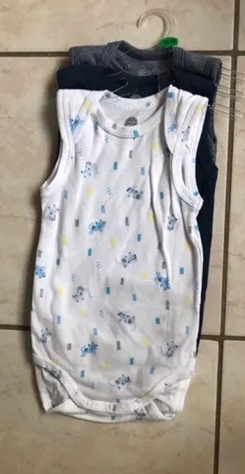 Lot de 3 Bodies sans manches Sincere coton bio T 12 mois neufs ds emballage