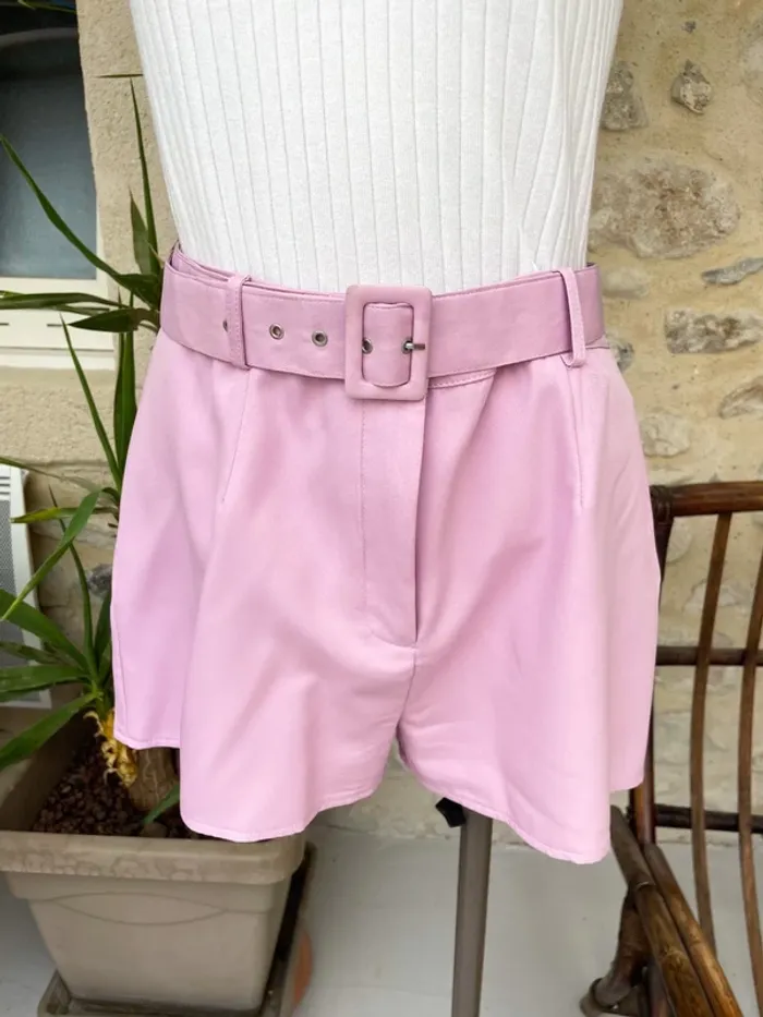Missguided - Short taille haute tailleur lila rose pastel avec ceinture