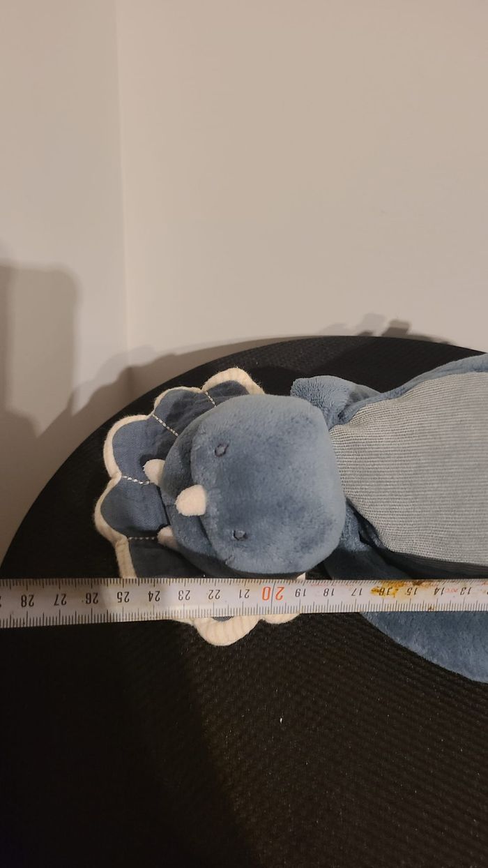 NOUKIE'S Peluche tricératops Ops 25 cm - photo numéro 3